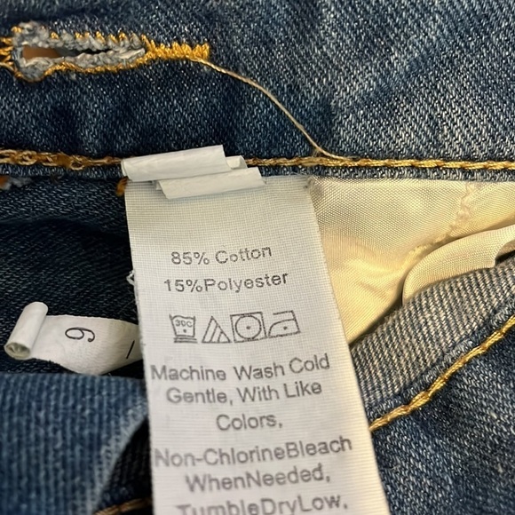 𝅺shein distressed cut off overalls, size Small in good condition - Picture 7 of 7